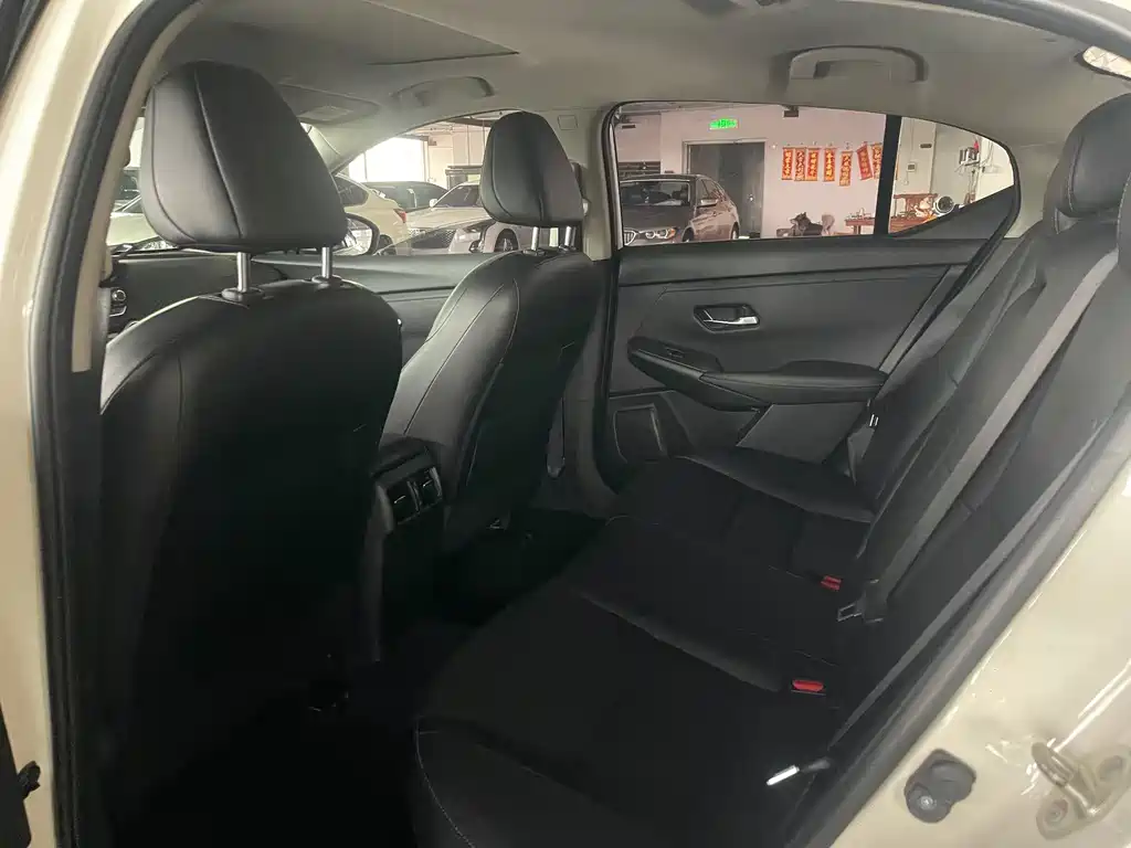 Nissan Sylphy 2020 1.6L XL CVT Enjoy