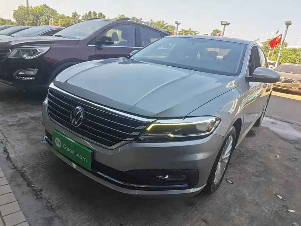 Volkswagen Lavida — миниатюра 2