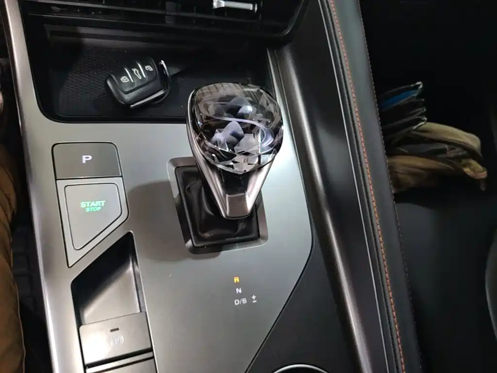 Roewe RX5 — миниатюра 14