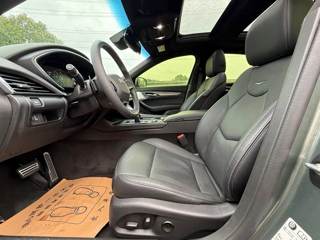 Cadillac CT5 — миниатюра 4