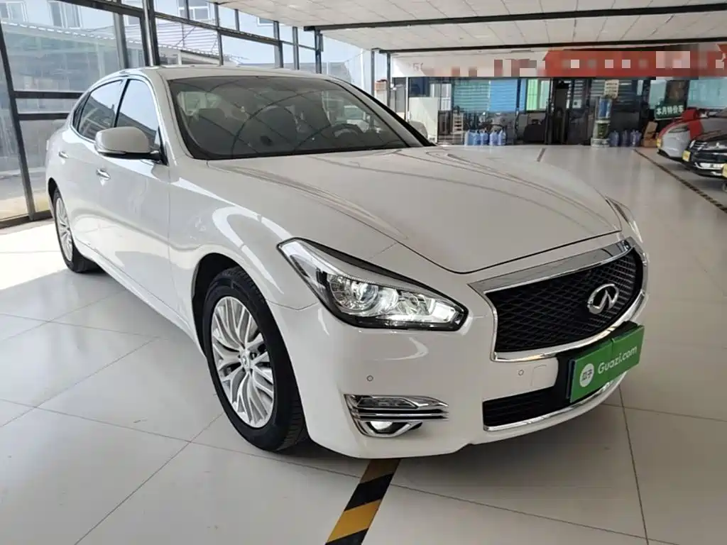 Infiniti Q70 — миниатюра 4