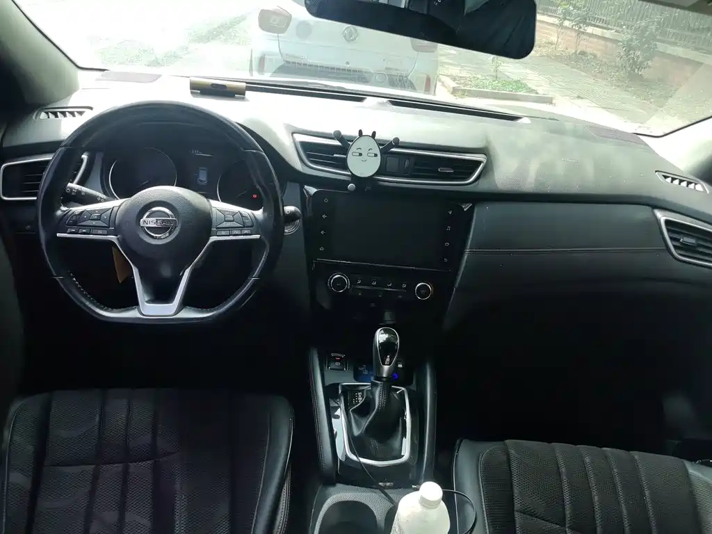 Nissan Qashqai — миниатюра 5