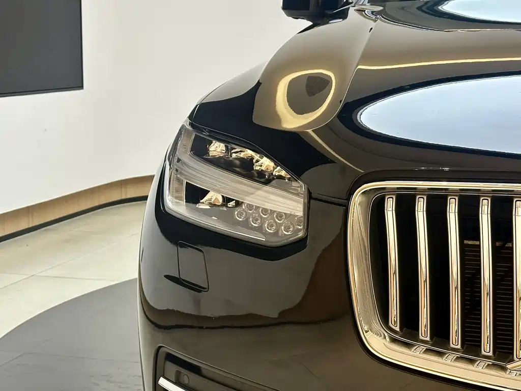 Volvo XC90 2021 B6 Luxury 7 мест