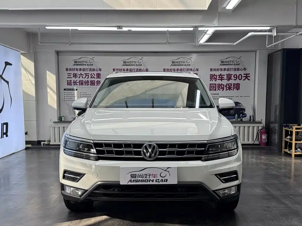 Volkswagen Tiguan L — миниатюра 2