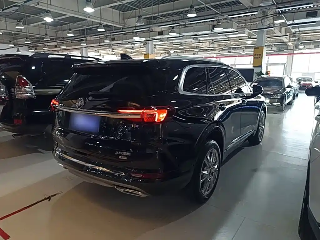 Buick Enclave — миниатюра 7