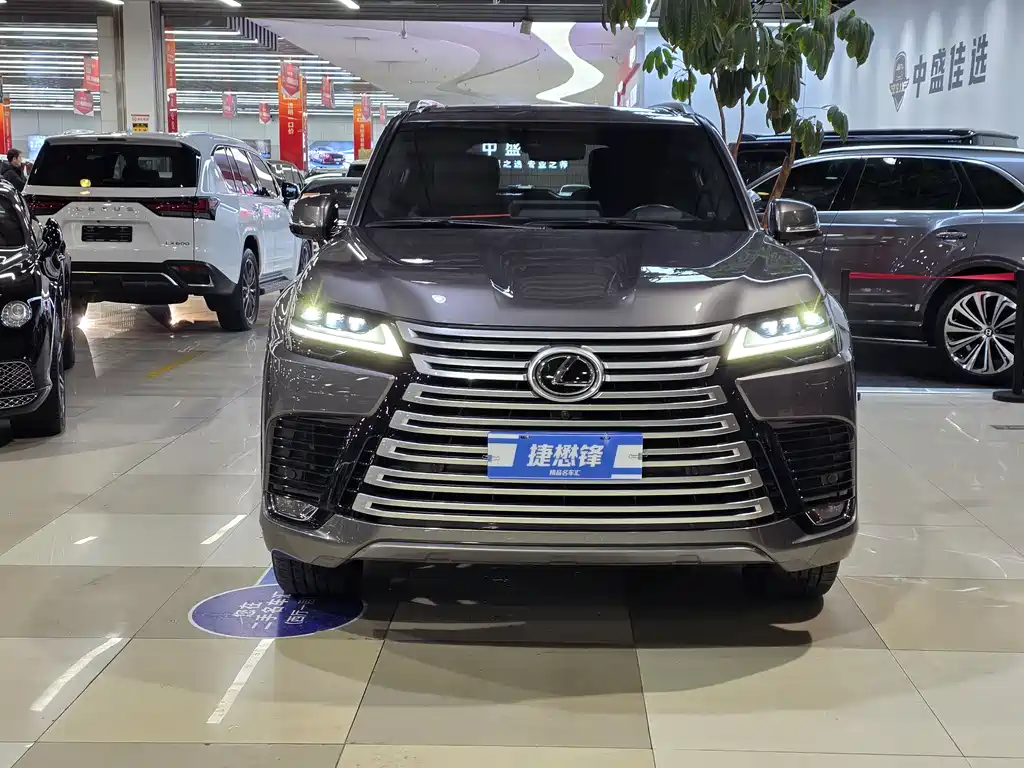 Lexus LX 2024 600 4 мест Executive VIP Executive