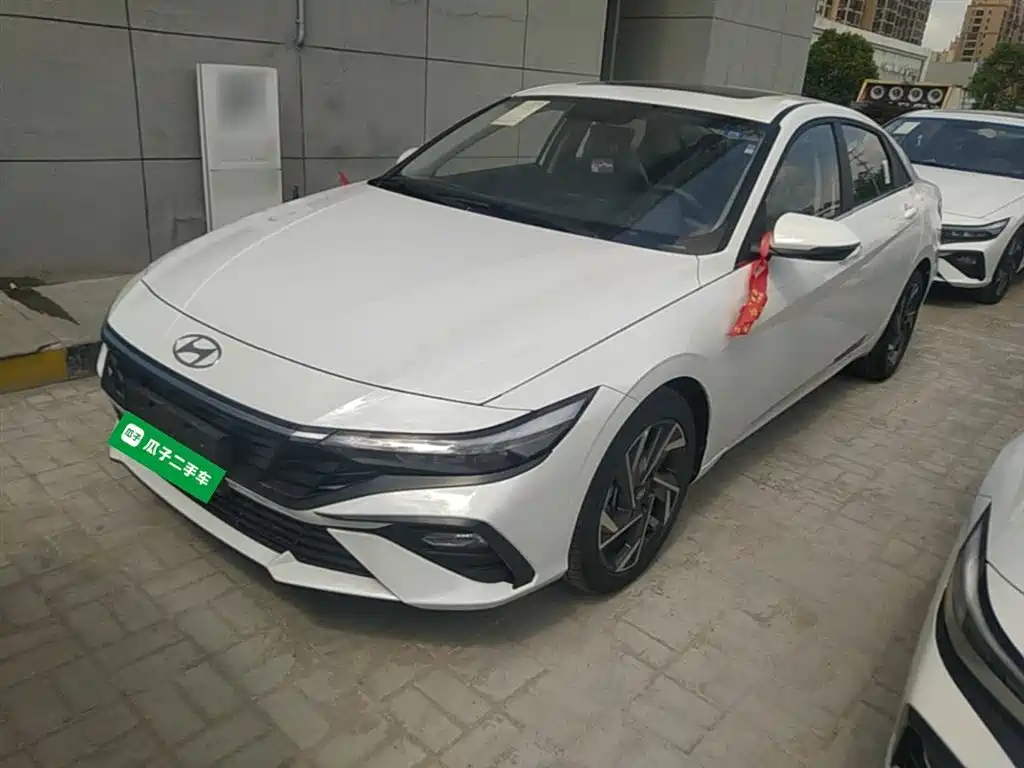 Hyundai Elantra 2023 1.5L CVT GLX Elite