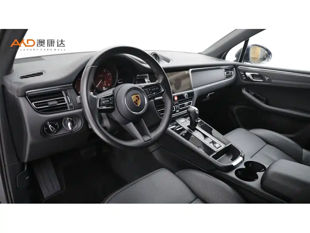 Porsche Macan — миниатюра 6