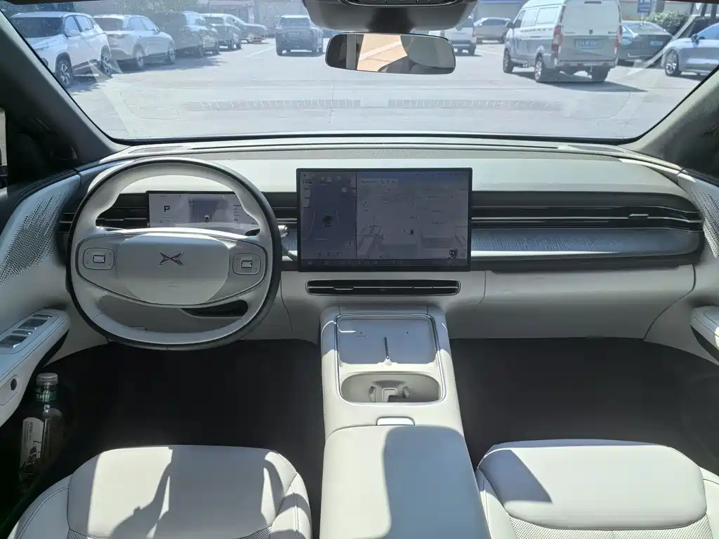 XPeng G6 — миниатюра 10