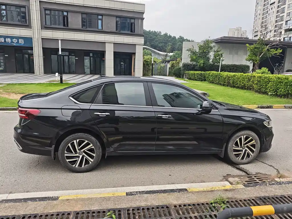 Volkswagen Lavida — миниатюра 8