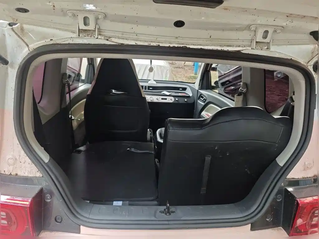 Wuling MINIEV — миниатюра 10