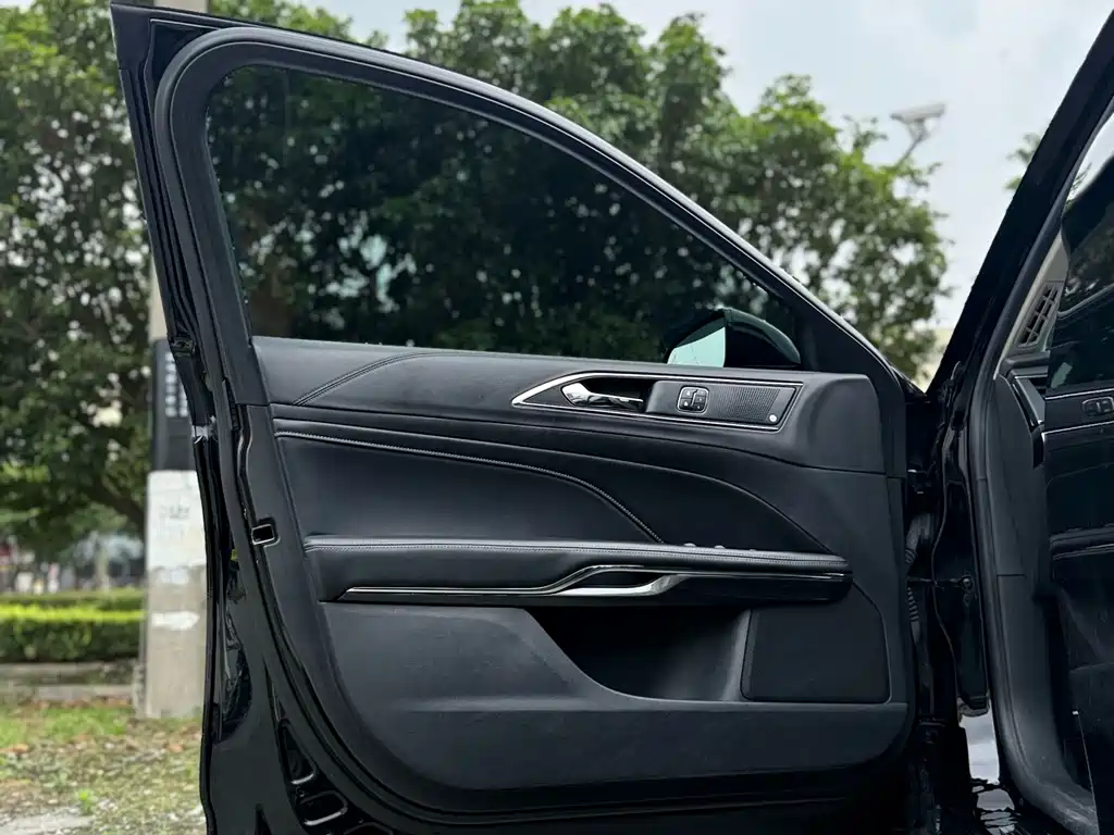 Ford Taurus 2019 EcoBoost 245 Premium