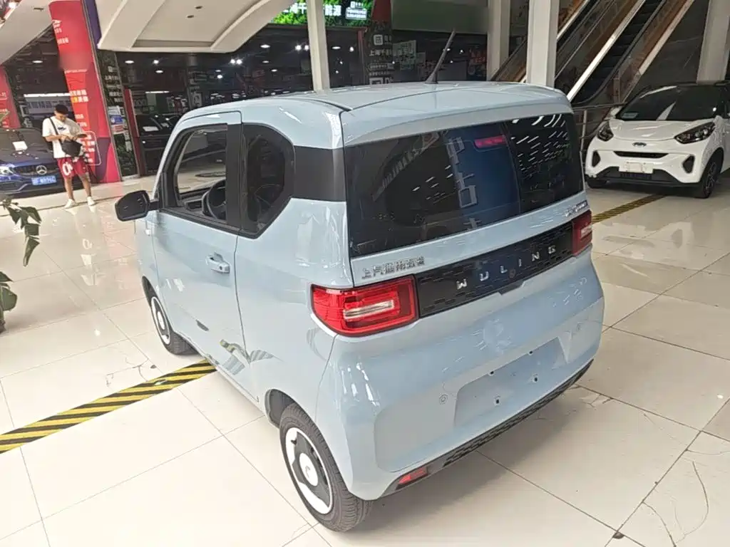 Wuling MINIEV — миниатюра 5