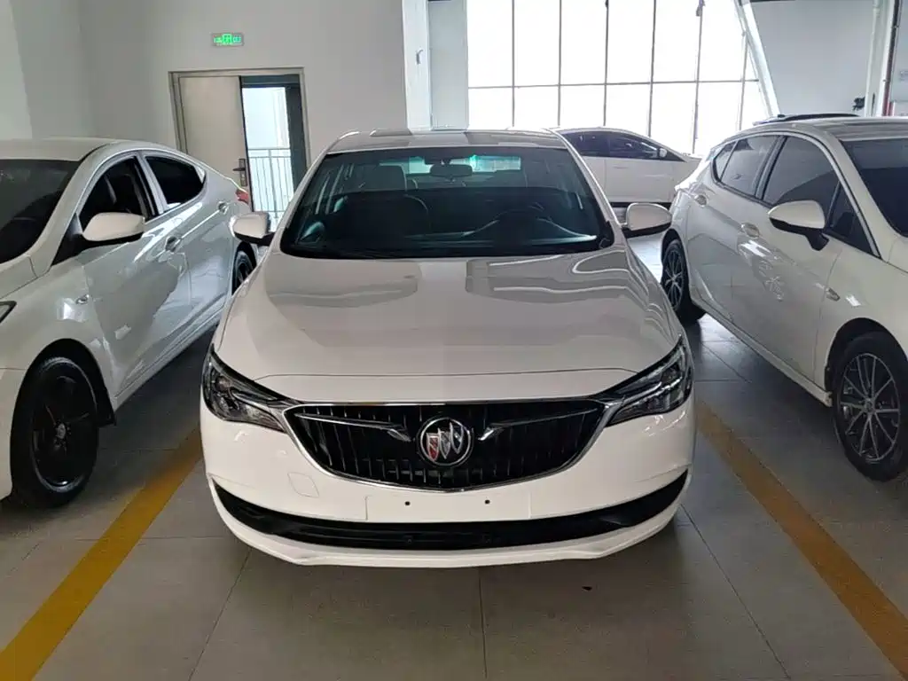 Buick Excelle — миниатюра 3