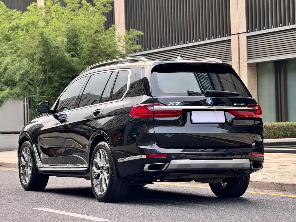 BMW X7 2019 xDrive40i Lead Luxury