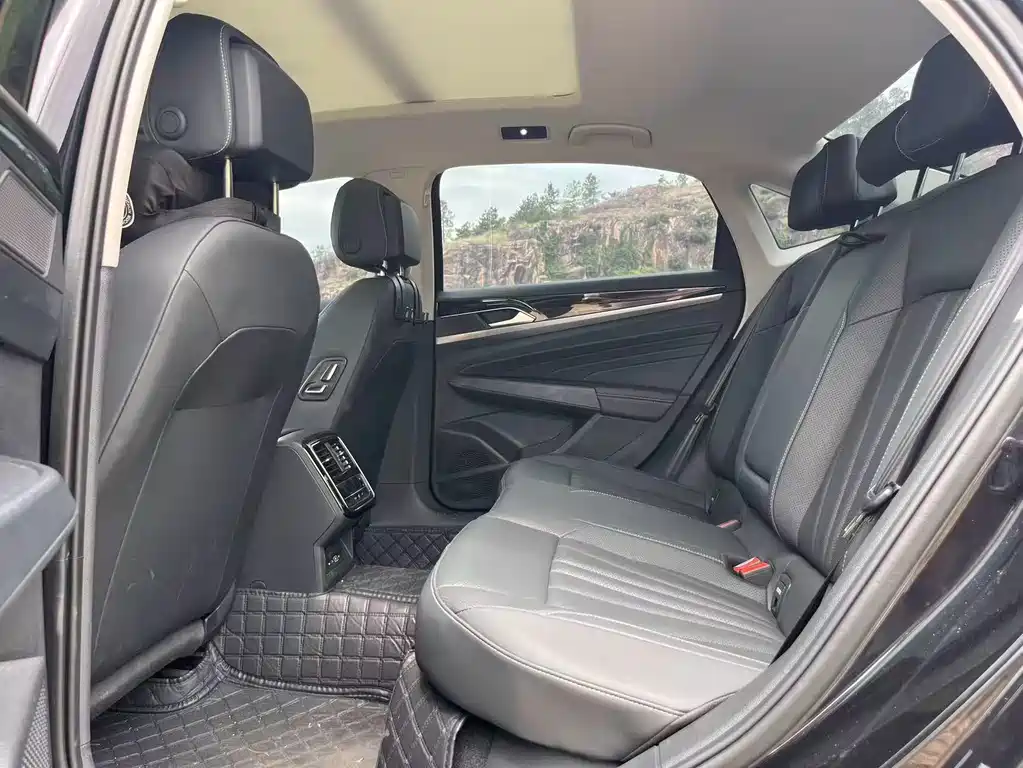 Volkswagen Passat — миниатюра 5