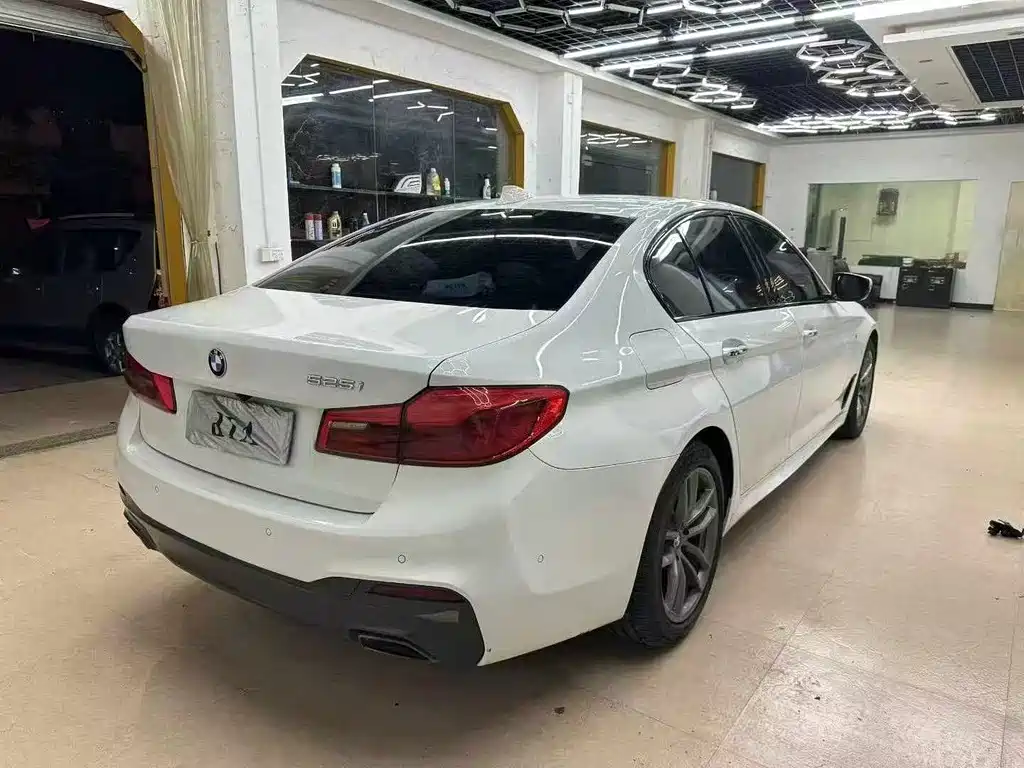 BMW 5 Series 5 2018 525i M Sport