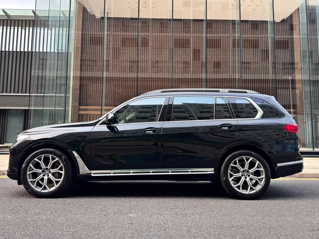 BMW X7 2019 xDrive40i Lead Luxury