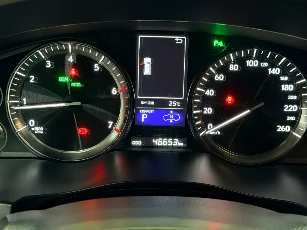 Lexus LX — миниатюра 9
