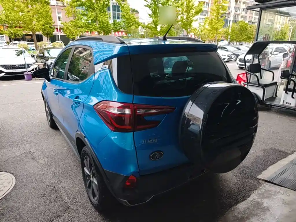 BYD Yuan EV — миниатюра 5
