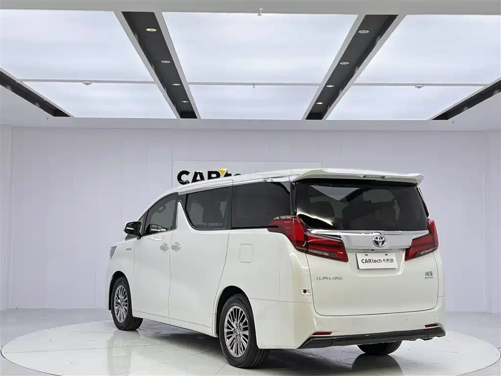 Toyota Alphard 2019 2.5L Luxury