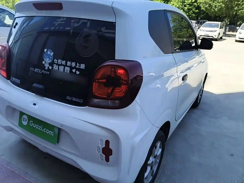 Roewe Clever — миниатюра 8