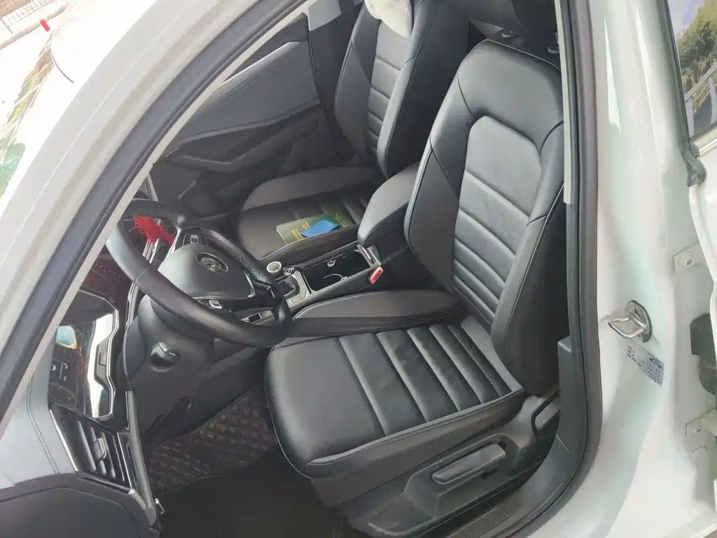 Volkswagen Sagitar — миниатюра 16