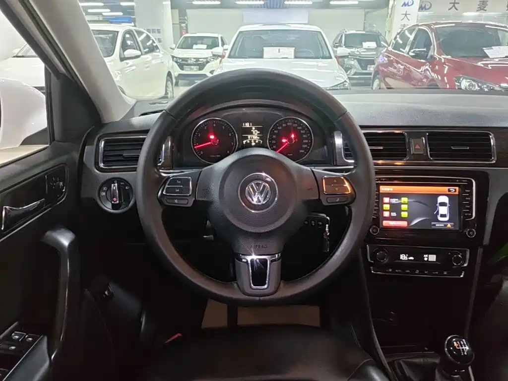 Volkswagen Santana — миниатюра 11