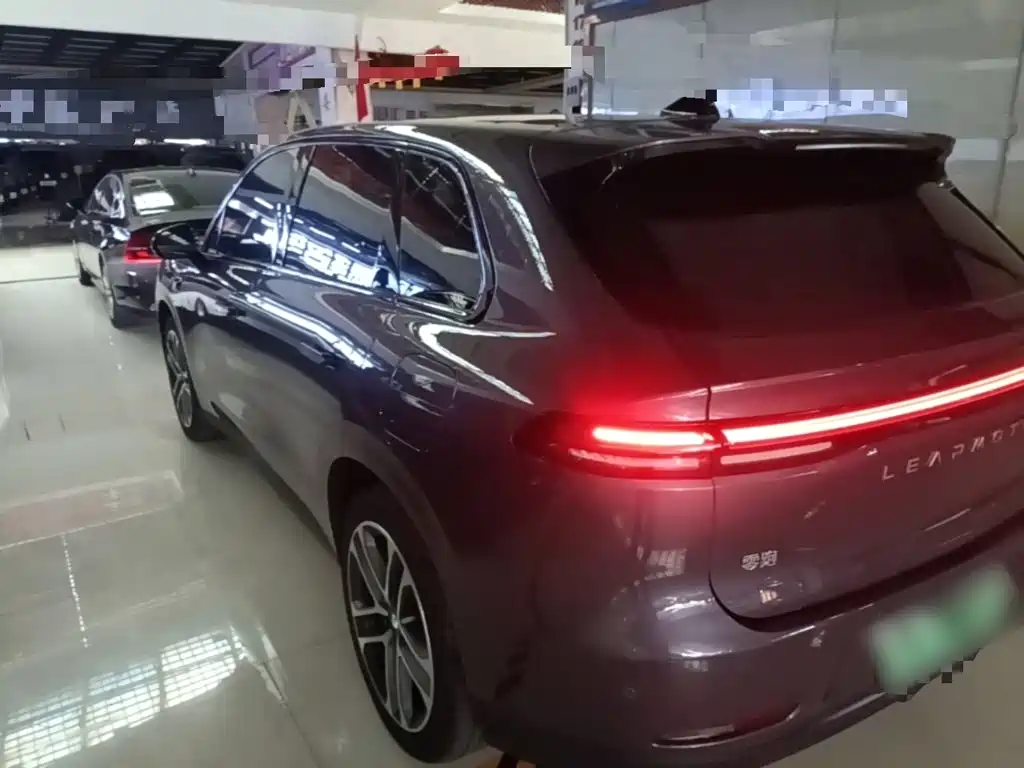 Leapmotor Leapmotor C10 — миниатюра 5