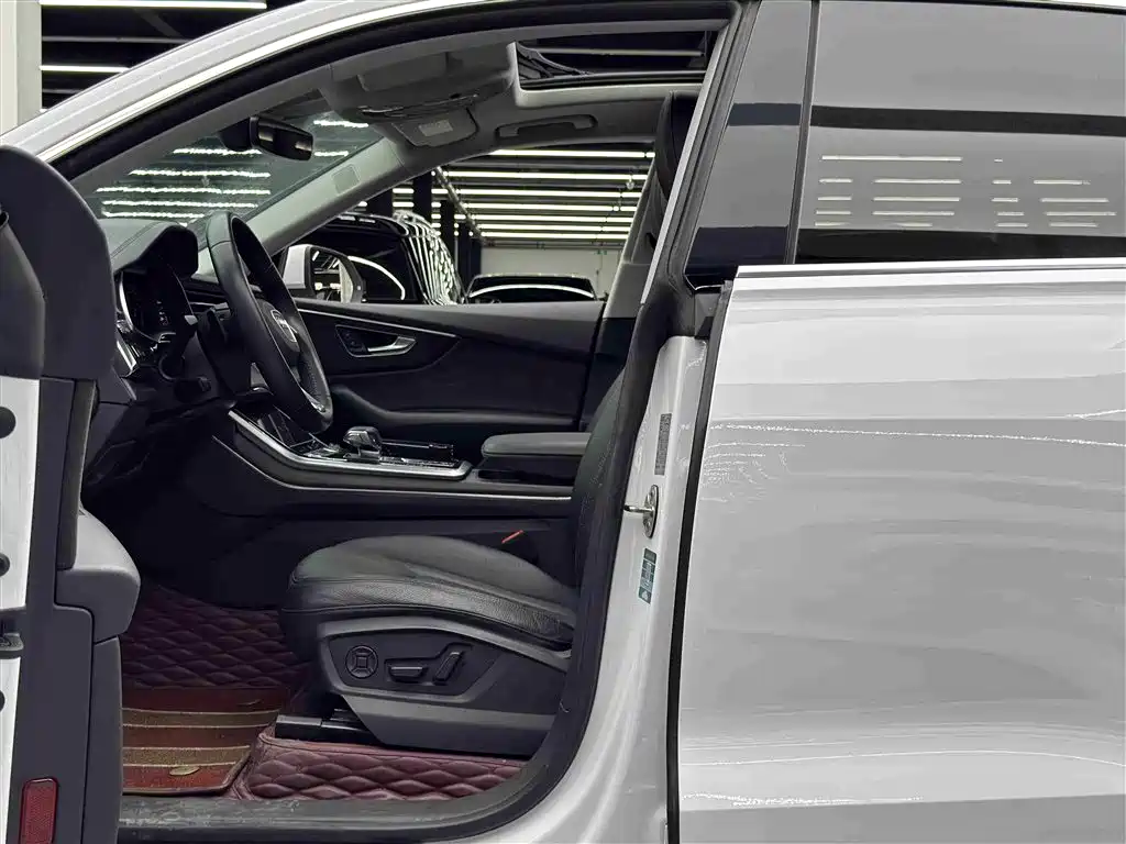 Audi Q8 2019 55 TFSI Luxury