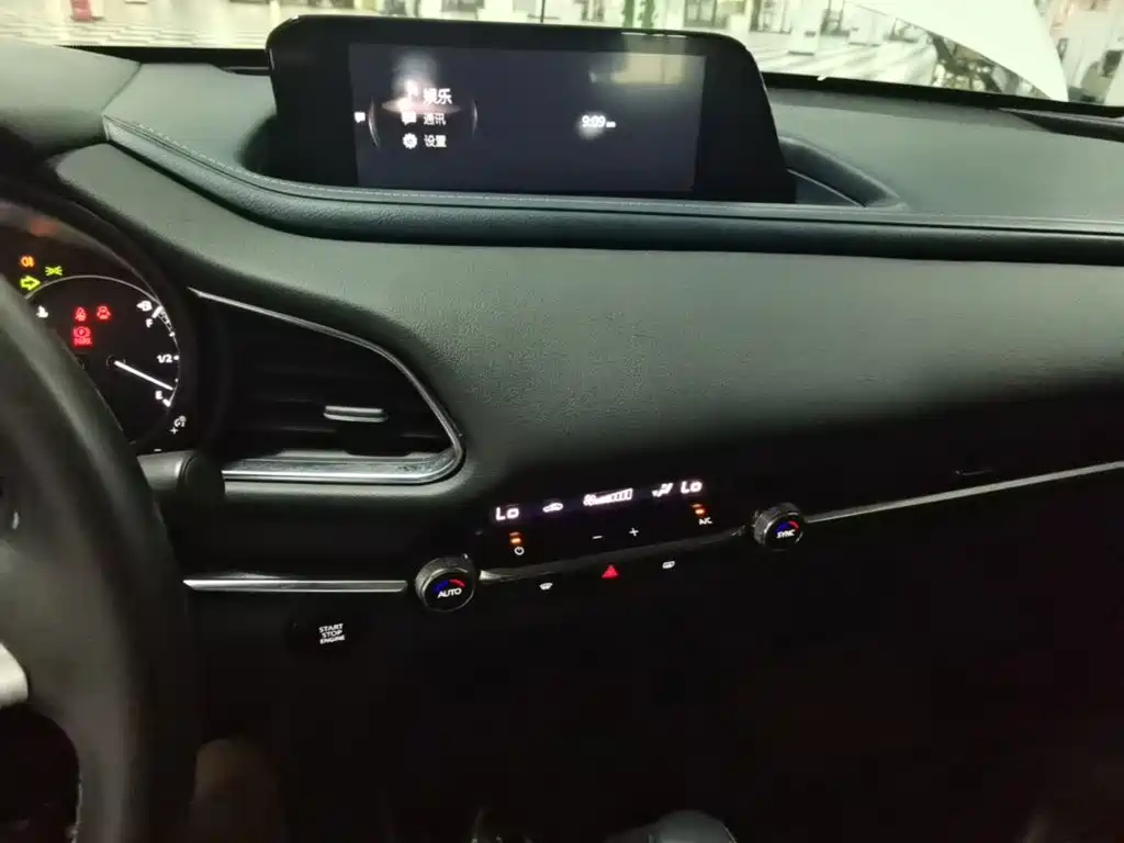 Mazda CX-30 — миниатюра 13