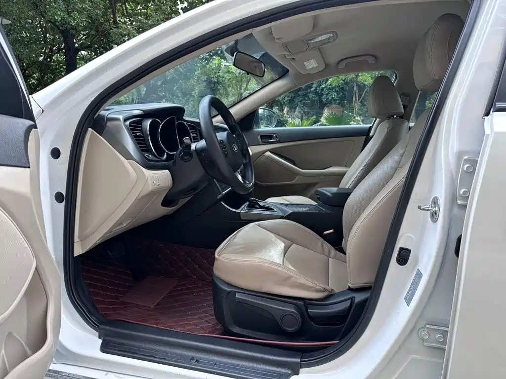 Kia K5 — миниатюра 4