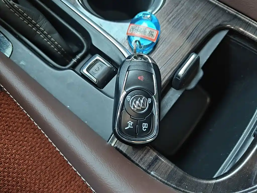 Buick Envision Plus — миниатюра 9