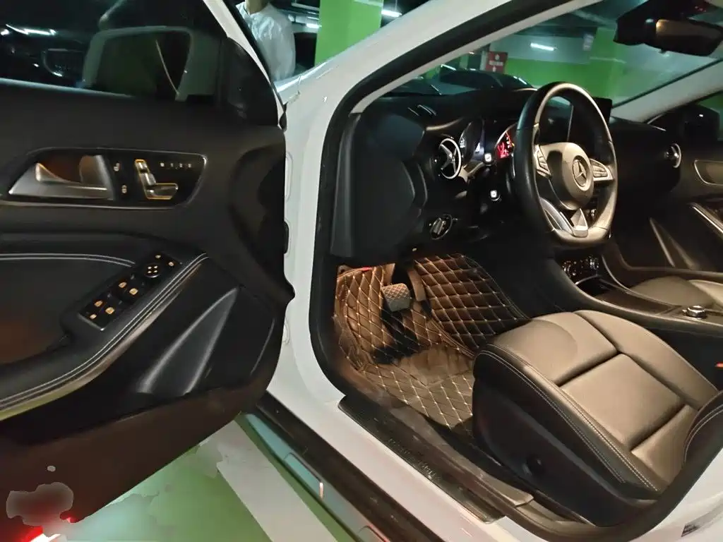 Mercedes-Benz GLA — миниатюра 12
