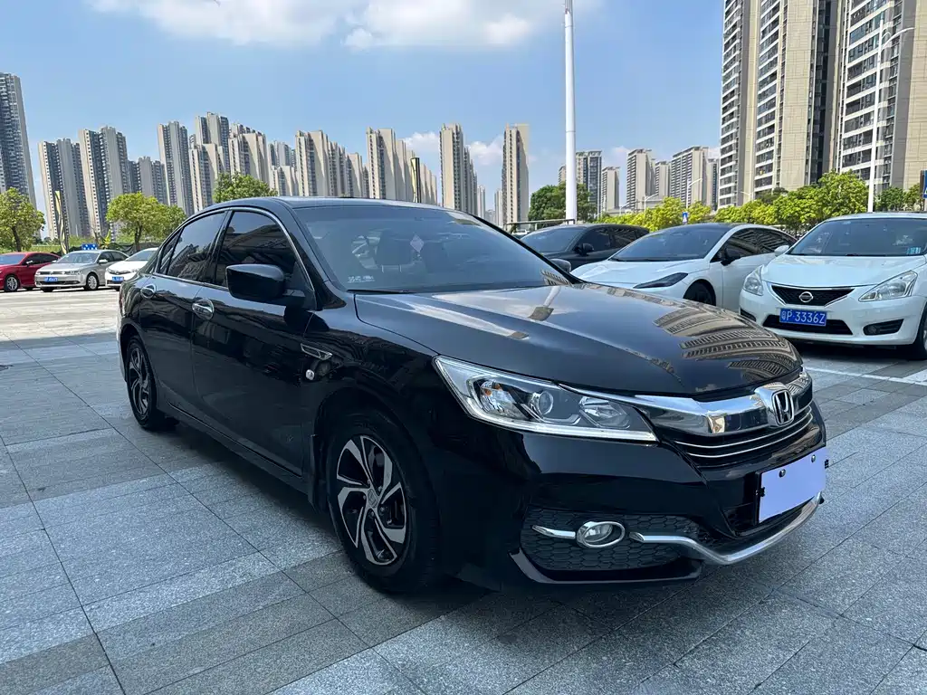 Honda Accord — миниатюра 3