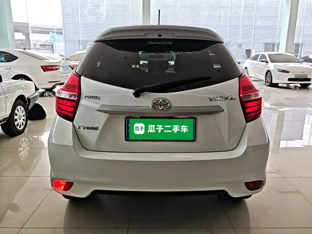 Toyota Yaris L — миниатюра 6