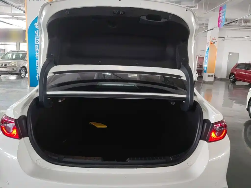 Mazda 3 Axela — миниатюра 19