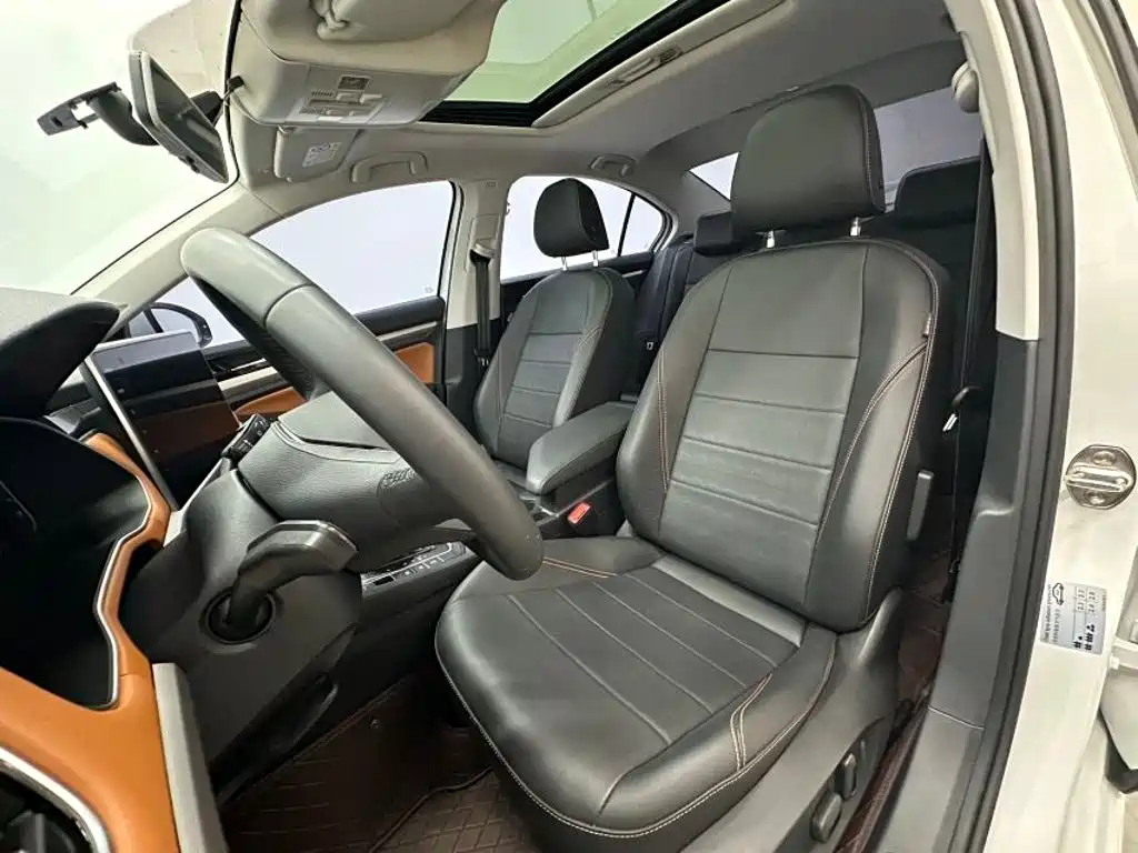 Volkswagen Bora — миниатюра 12