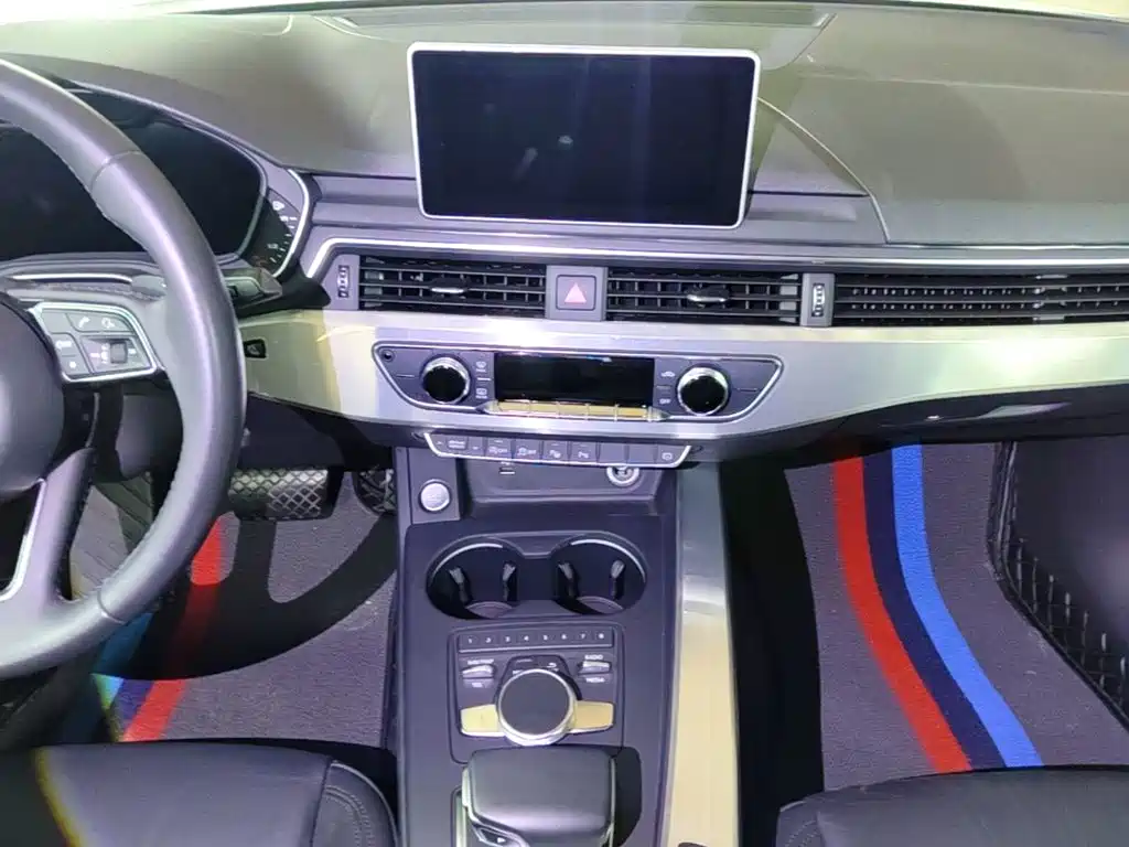 Audi A4L — миниатюра 13