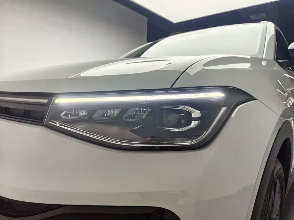 Volkswagen Tharu — миниатюра 10