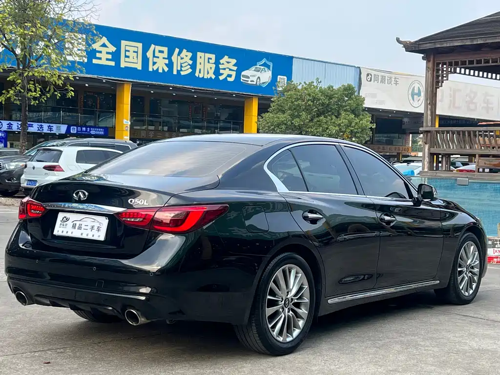 Infiniti Q50L — миниатюра 7