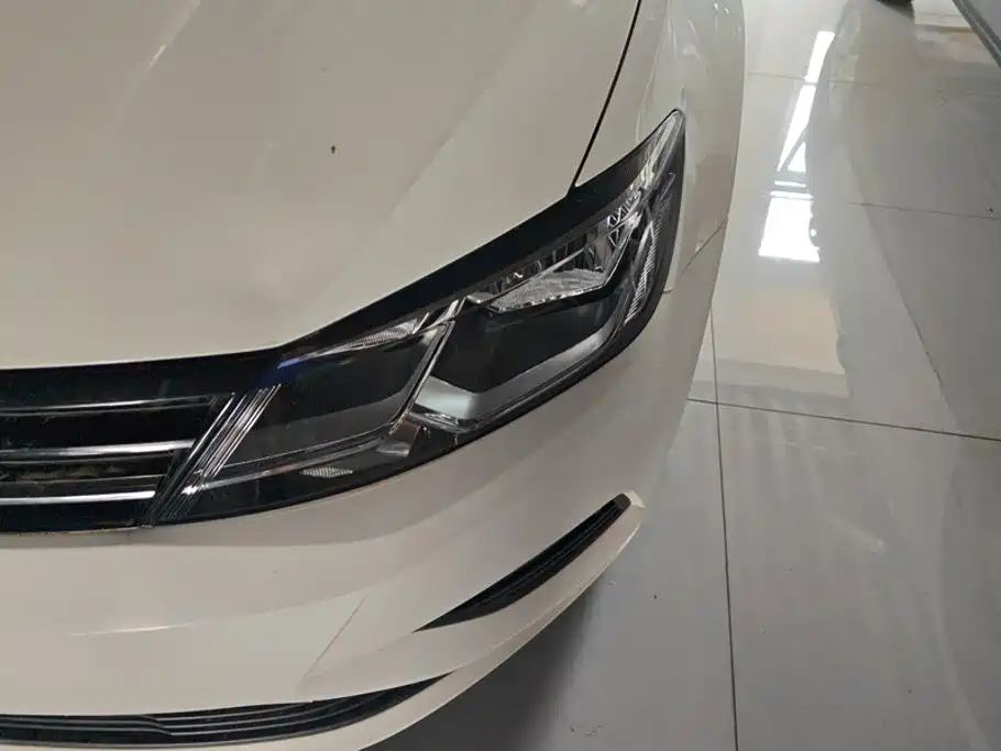 Volkswagen Lamando — миниатюра 5