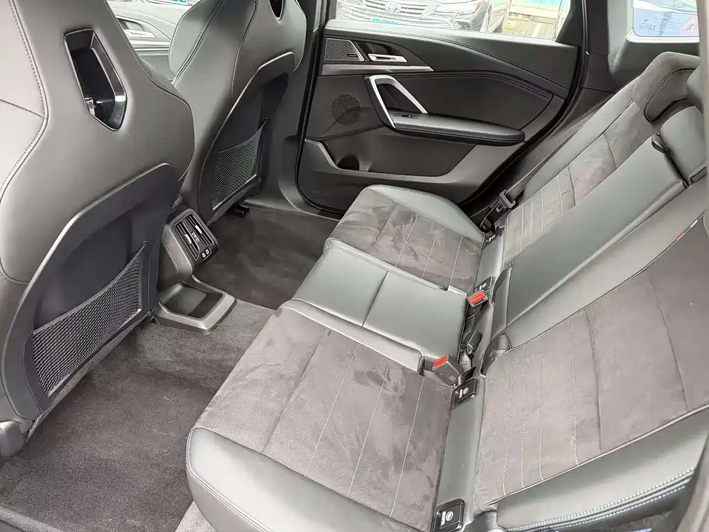 BMW X1 M35Li — миниатюра 14