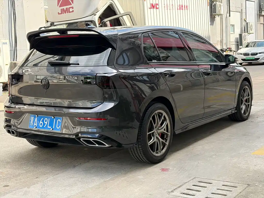 Volkswagen Golf — миниатюра 4