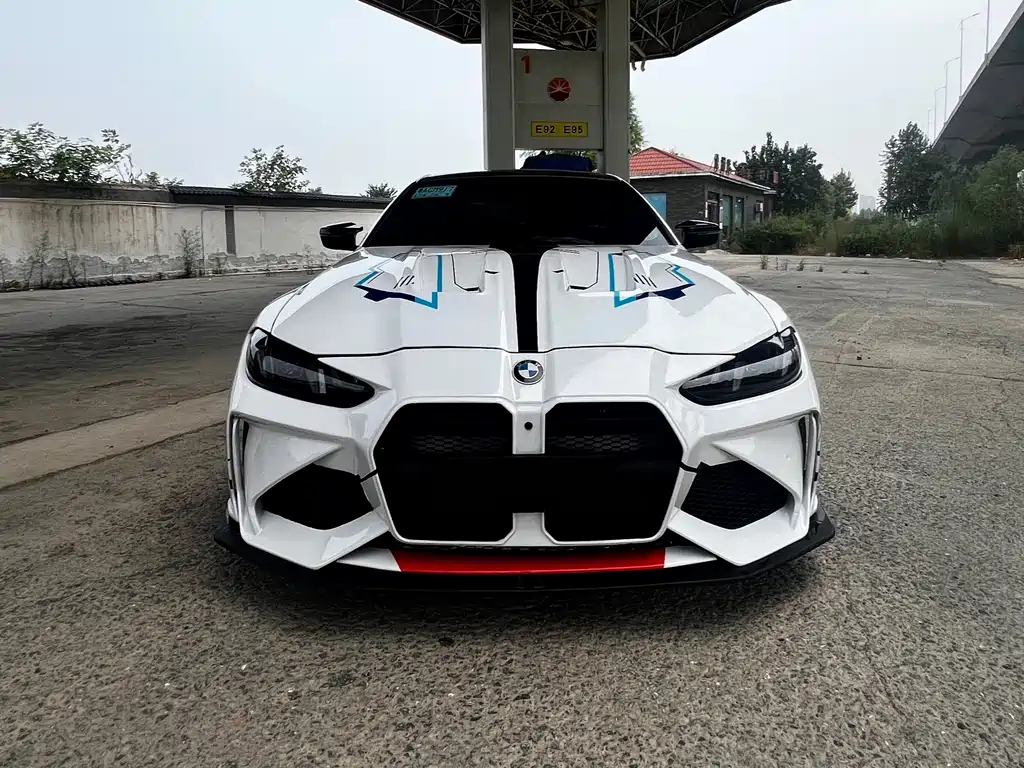 BMW M4 — миниатюра 2