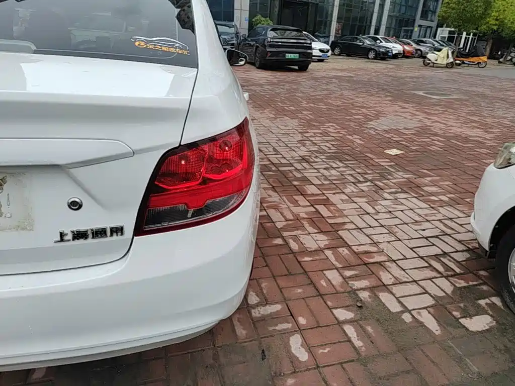 Chevrolet Sail — миниатюра 8