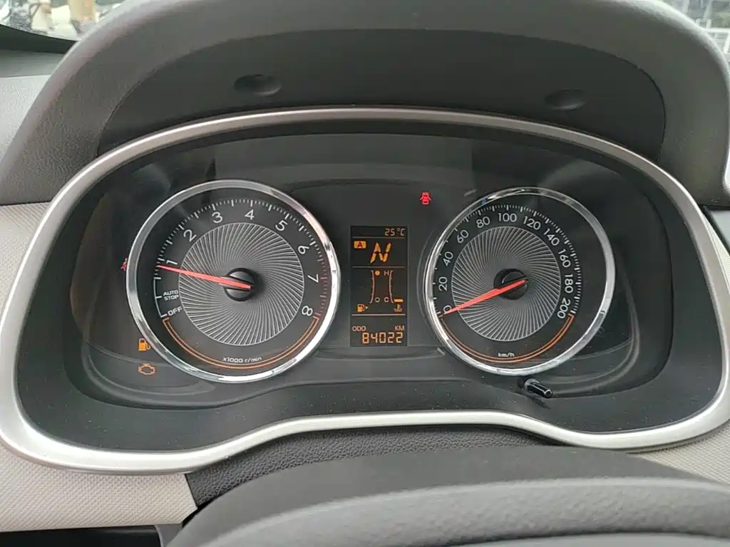 Chevrolet Sail — миниатюра 12