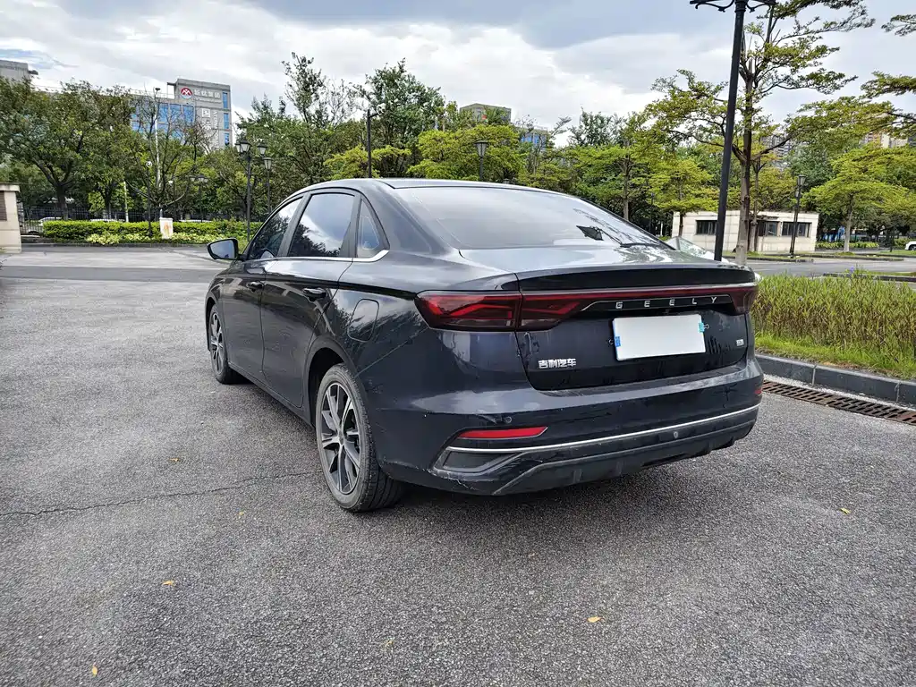 Geely Emgrand — миниатюра 16