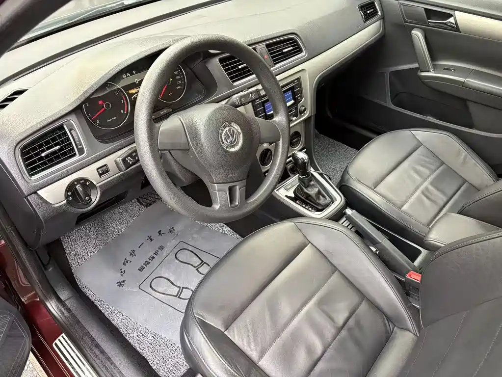 Volkswagen Lavida — миниатюра 4