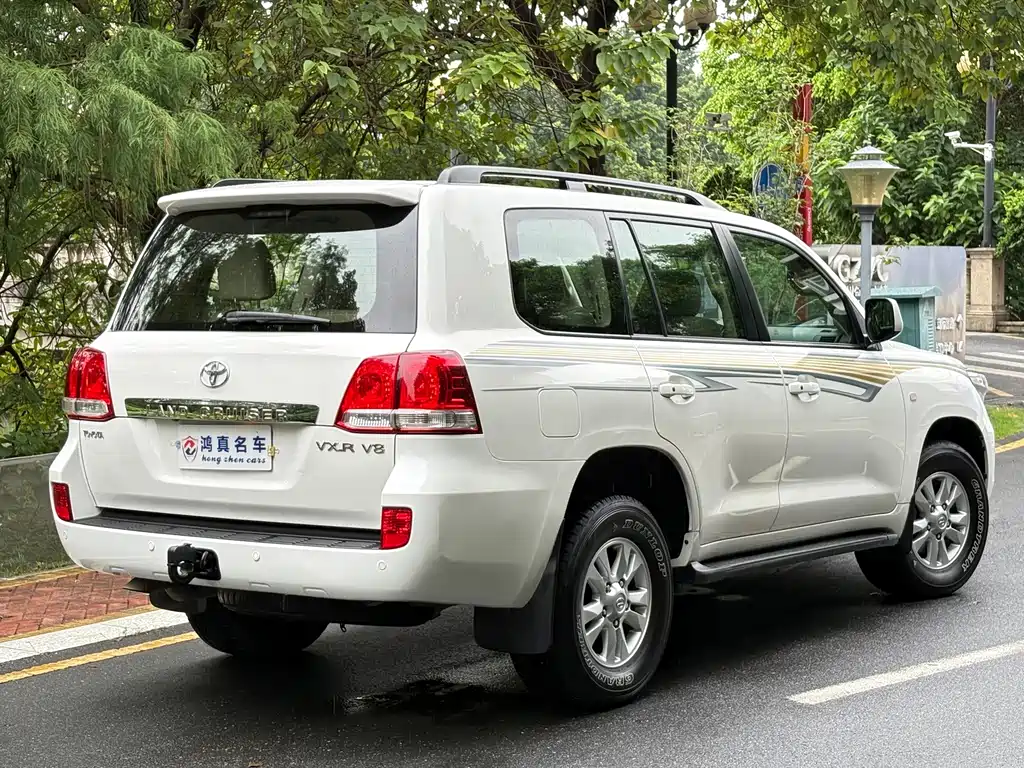 Toyota Land Cruiser — миниатюра 5